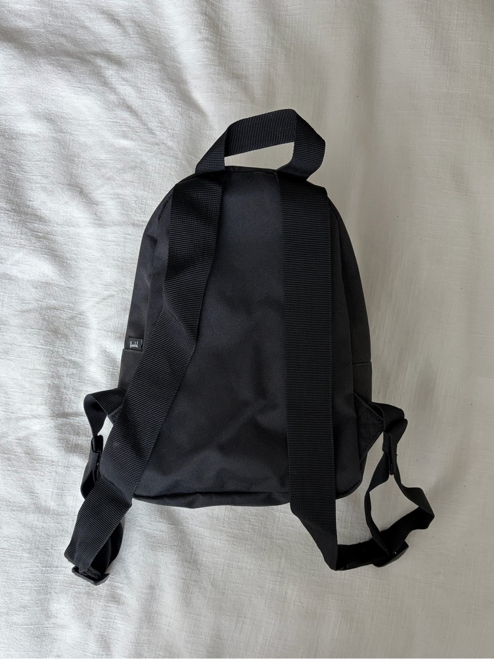 Herschel Classic Mini Backpack - Picture 2 of 5